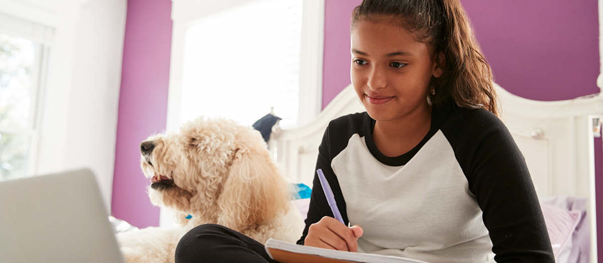 kids learn from home with pets
