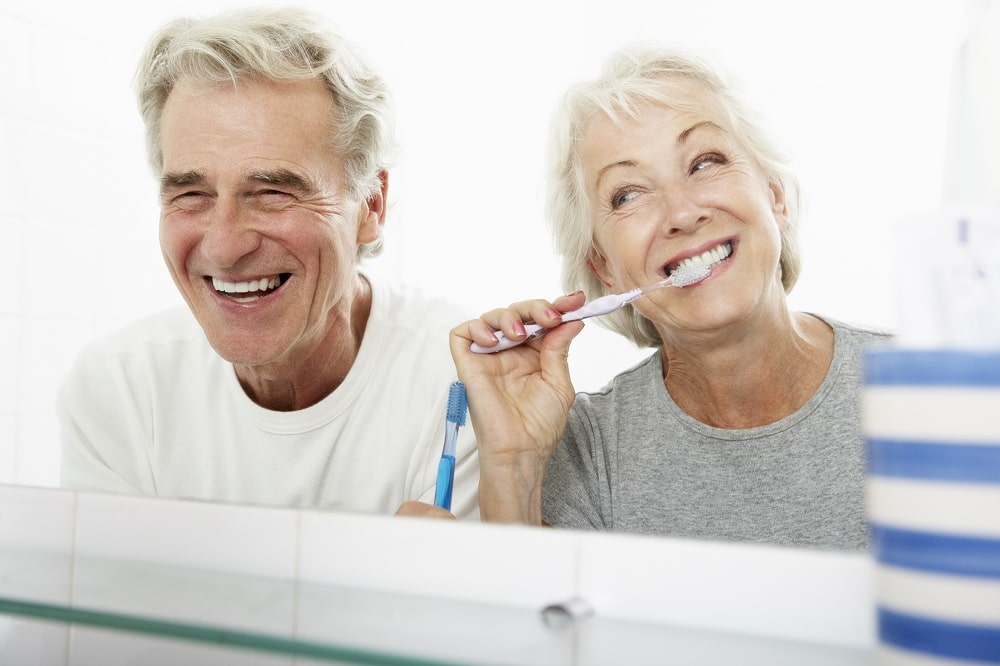 4 Things a Good Senior Dental Plan Includes